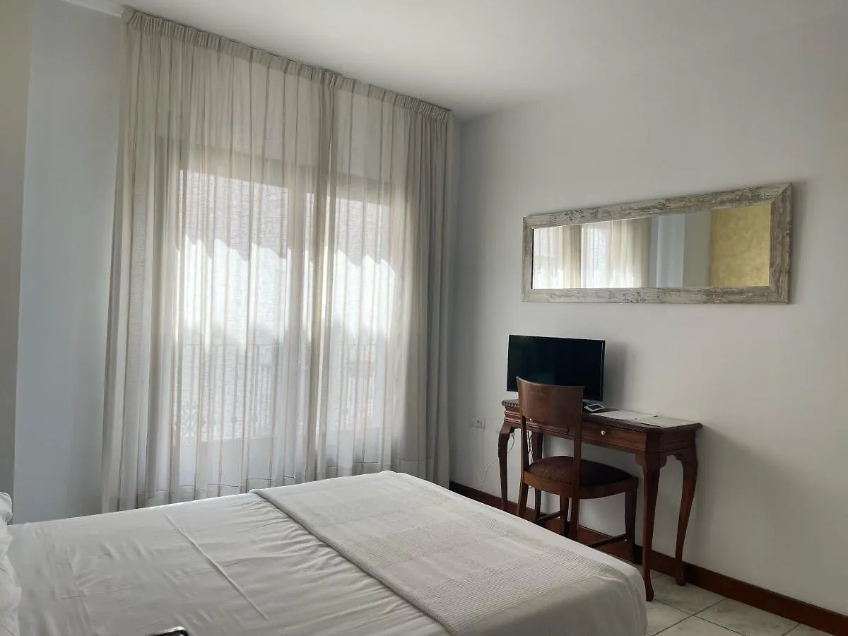 Hotel Al-Andalus 토록스